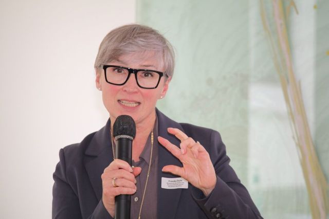 Frauke Eule am sprechen