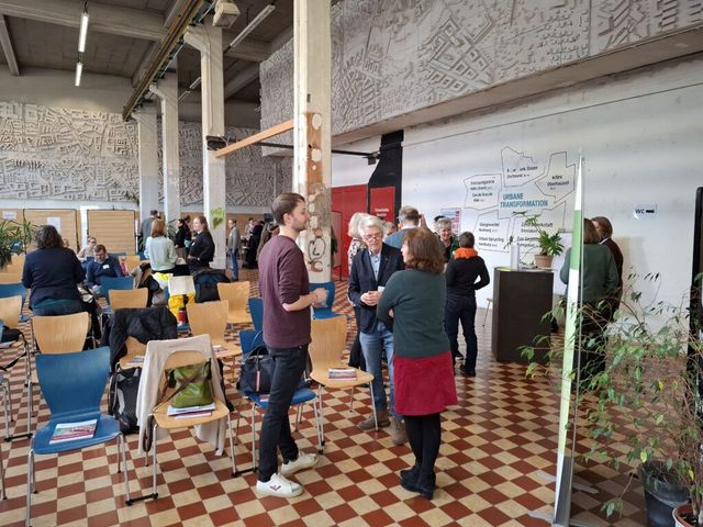 Gespräch und Austausch